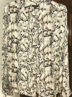 Talbots, Women's Reptile Print, button down, Tab Long Sleeves Shirt, Sz 8P